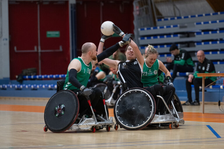 Steeds meer vrouwen kiezen voor rolstoelrugby en versterken de competitie